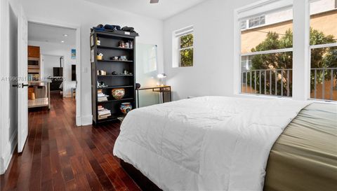 1027 Pennsylvania Ave