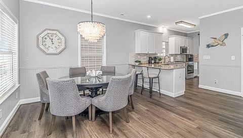 6001-1098 S Kings Hwy