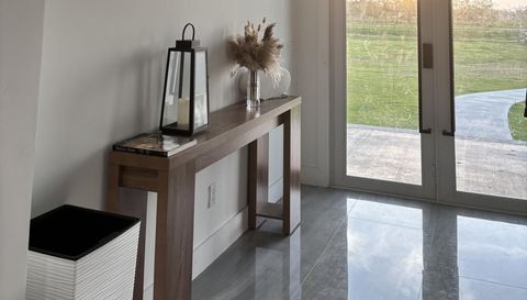 1071 S Header Canal Rd