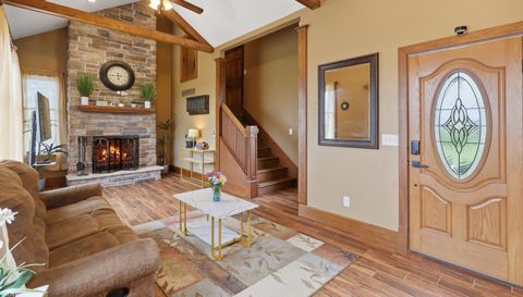 973 E 2500 North Rd