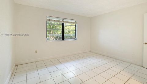 6530 Lake Patricia