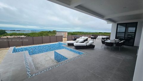 42A Barrier Reef Drive