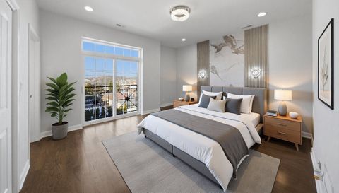 3234 N CENTRAL Avenue