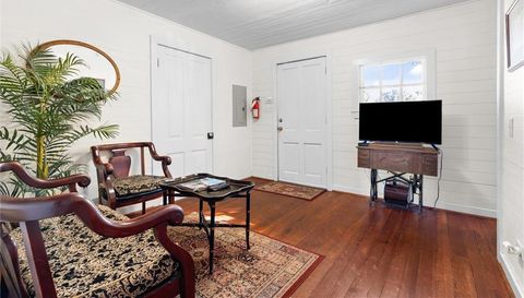3251 Cottage Hill