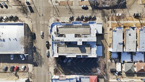 3234 N CENTRAL Avenue