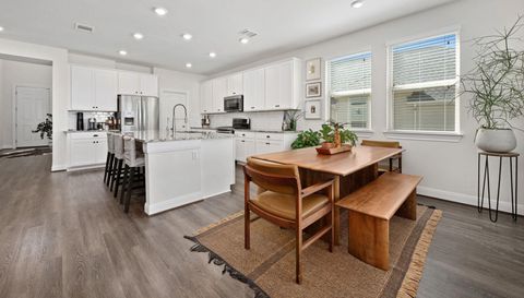 220 Birkshire DR