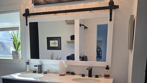 10631 Rolling Hills Dr