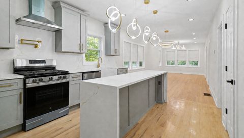 5218 W 55th Street