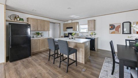 101 Blades Village Dr