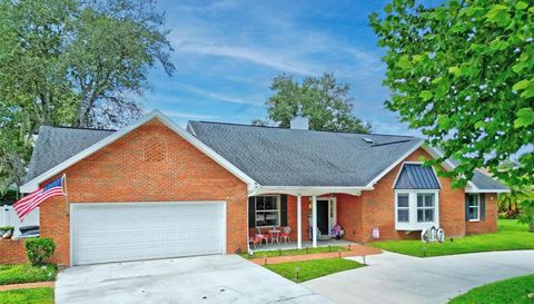 27 WINDING CREEK WAY