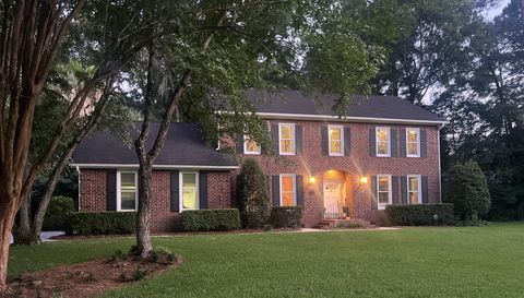 312 E Shepard Ln