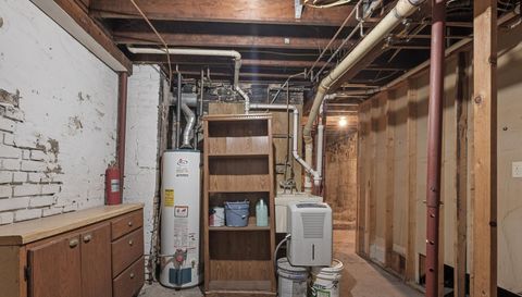 214 N Chestnut Street