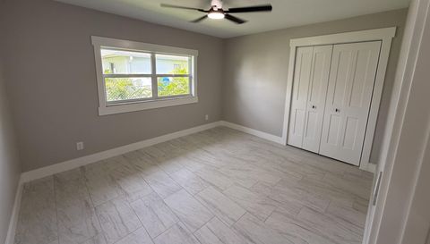 2122 SE 13th Terrace