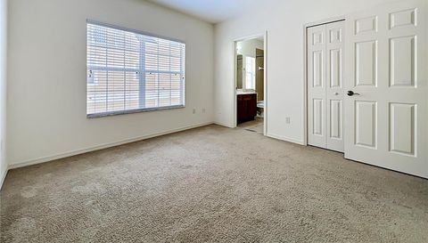439 OLD FARM LN