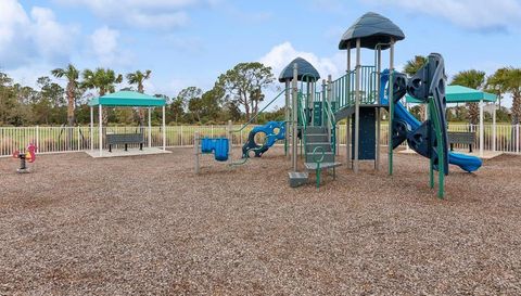 10025 Lake Wales CIRCLE