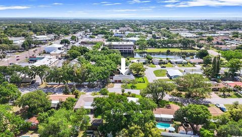 101 N MERCURY AVENUE