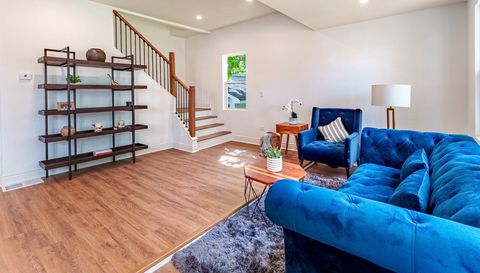 2343 Ridgeland Avenue