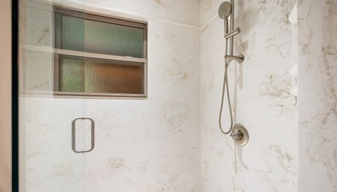 910 English Mountain Rd