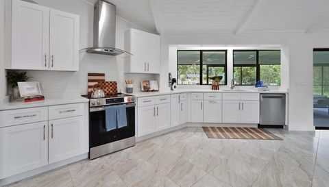 5012 S Deepwater Point