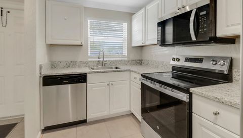 501 Forest Lakes Blvd