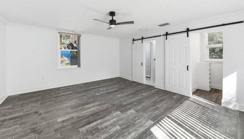 8301 Riverside Dr NE