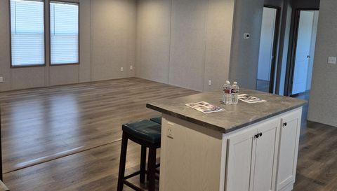 1801 Concord Kingsland