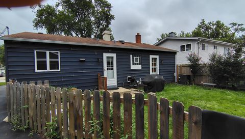 390 Diane Dr