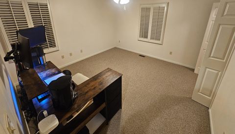 11815 N Lake Side Dr