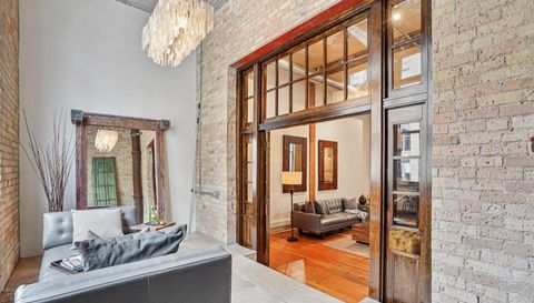 801 Washington Avenue N