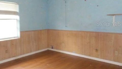 3621 NE 28TH TERRACE