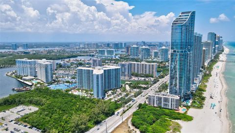 100 Bayview Dr