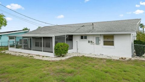 816 Oakmont Ave