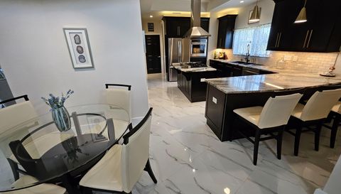 4014 Jacaranda Pkwy W