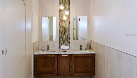 1465 GULF OF MEXICO DRIVE