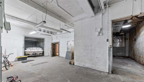 701 E Pearce Boulevard