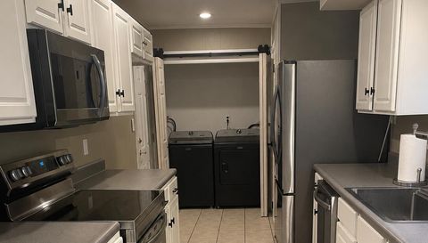 248 Iroquois Park Pl