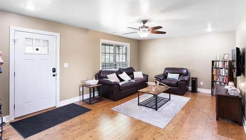 138 Herbert Neal Rd