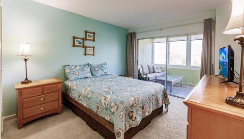 1255 E PEPPERTREE DRIVE