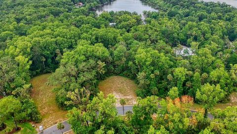 2327 LEGACY LANE
