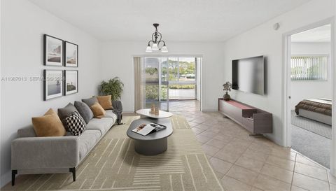 7887 Golf Cir Dr