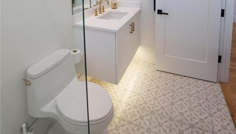 1220 DELANEY PARK DRIVE