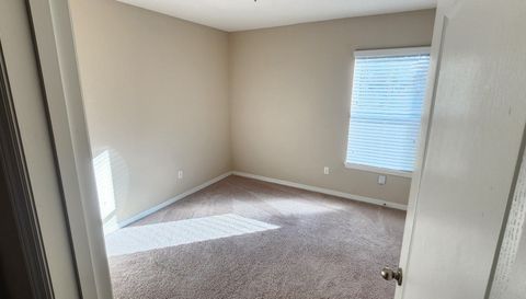 1111 Peterson Pl