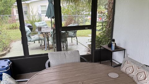 222 Hunting Lodge Dr