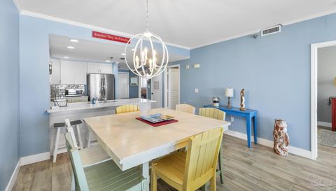 22 Via Deluna Dr