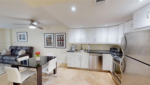 345 Ocean Dr