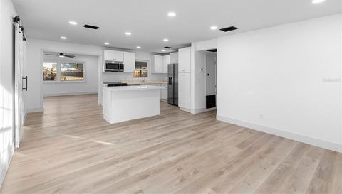 105 Clyde Ave