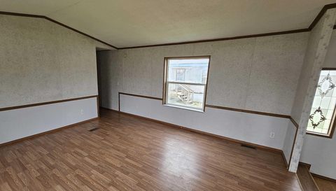 Lot 411 302 Westside Trailer Ct