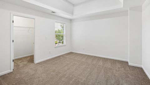 2319 Sawgrass Dr