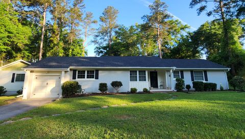 252 Club Acres Blvd