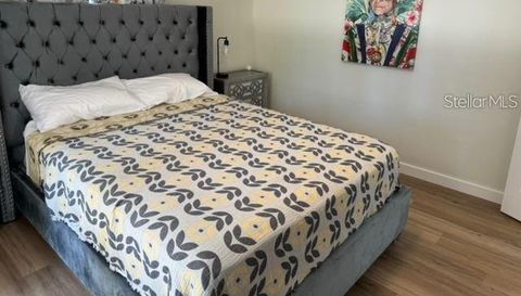 1410 W HUMPHREY STREET